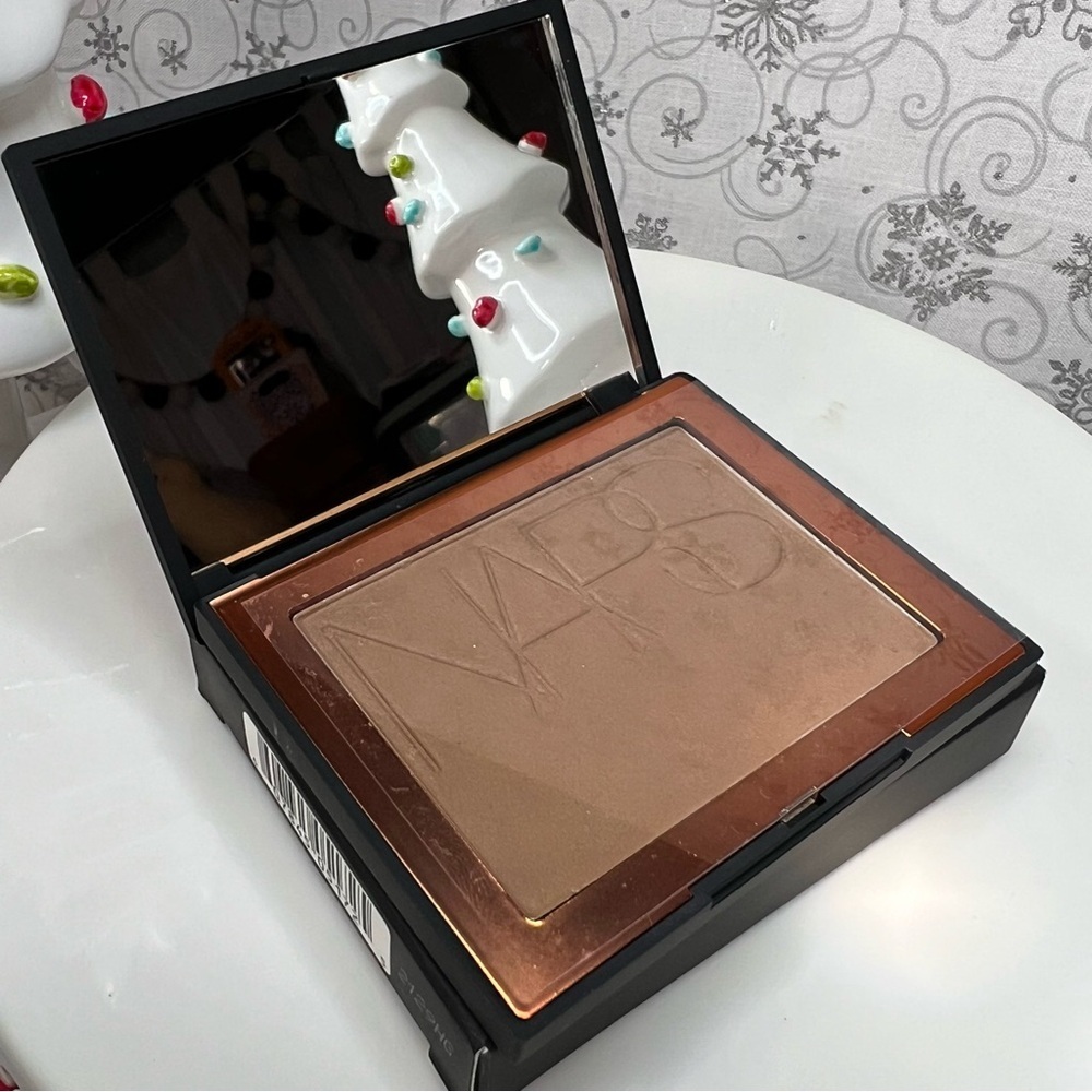 NARS Cosmetics Bronzing Powder | Shade Laguna| Christmas Stocking Stuffer - Picture 5 of 8
